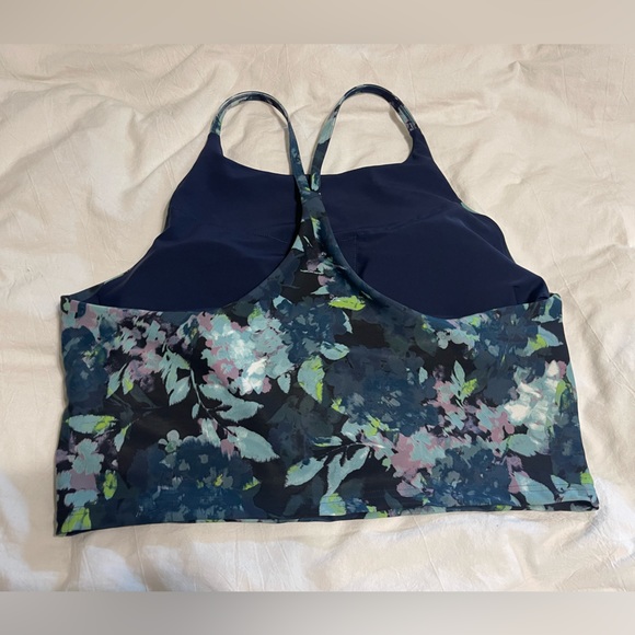 Old Navy Powersoft Longline Sports Bra - Picture 3 of 4